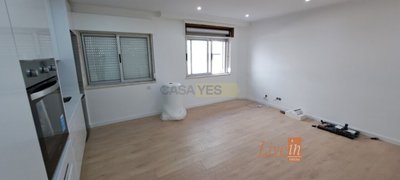 Apartamento T2 à venda em Mina de Água Amadora Casa Yes