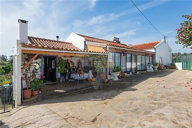 main-listing-picture-0