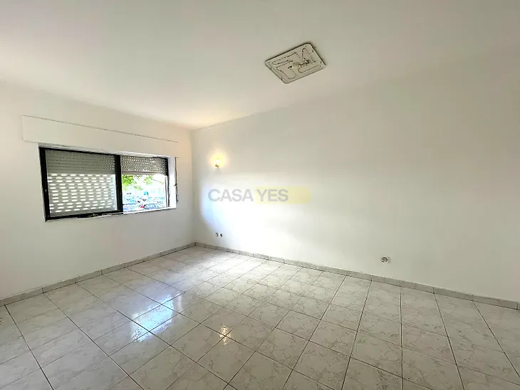 main-listing-picture-0