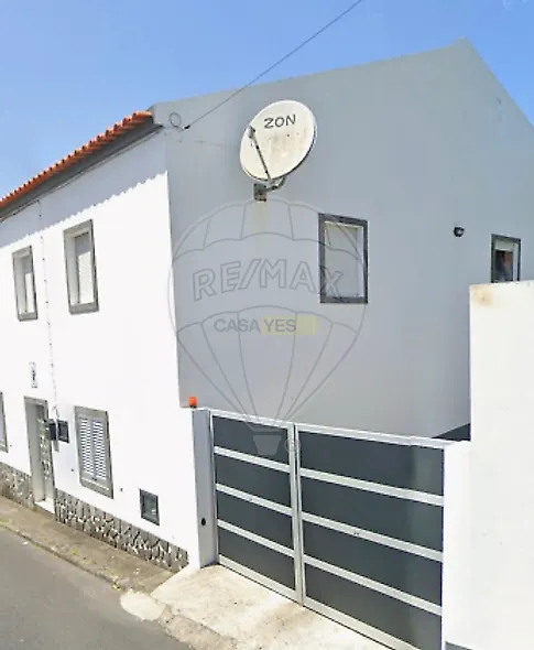 main-listing-picture-0