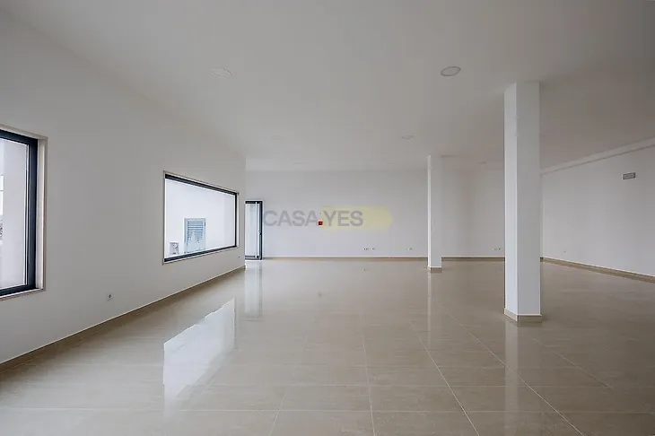 main-listing-picture-0