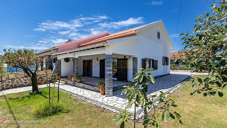 main-listing-picture-0