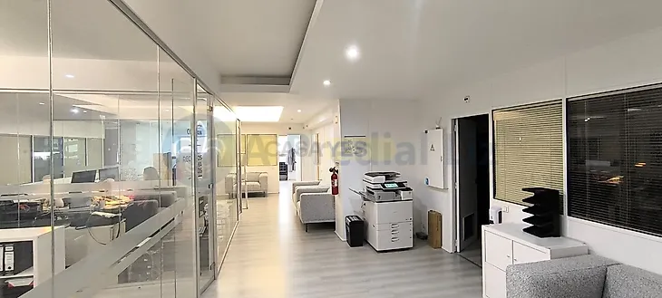 main-listing-picture-0