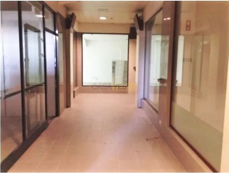 main-listing-picture-0