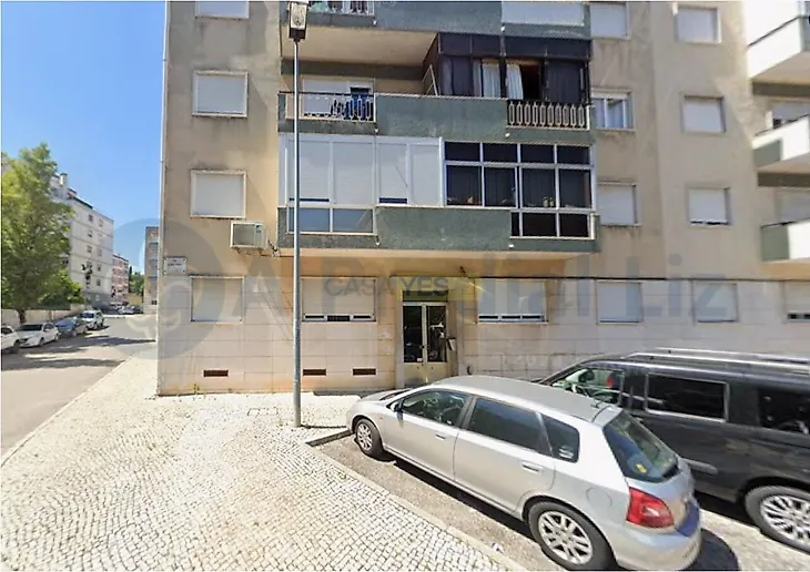 main-listing-picture-0