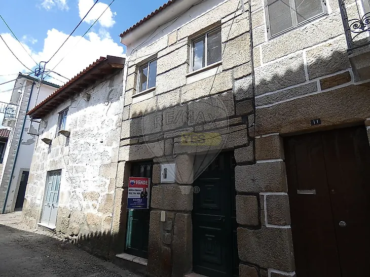 main-listing-picture-0