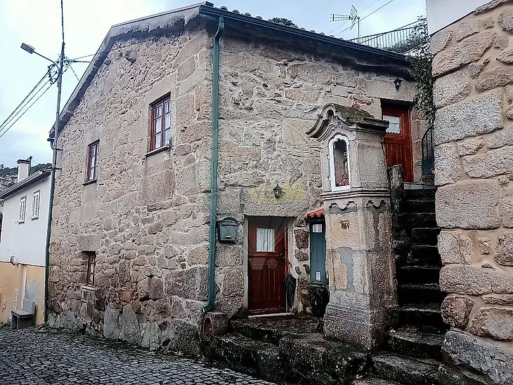 main-listing-picture-0