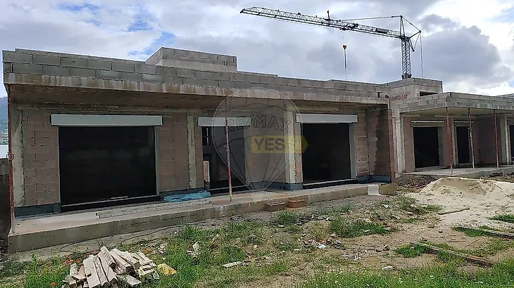 main-listing-picture-0