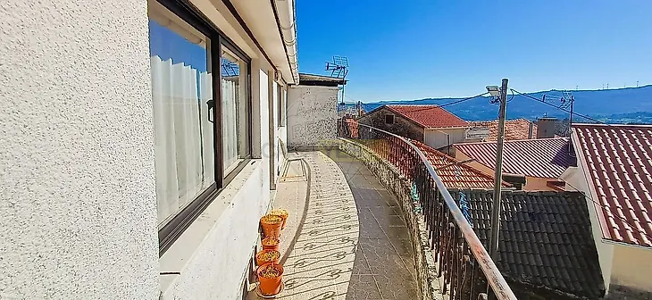 main-listing-picture-0