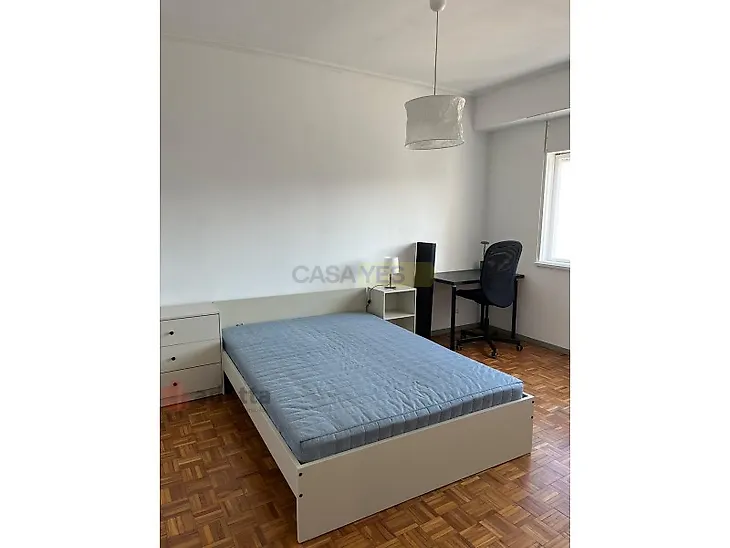 main-listing-picture-0