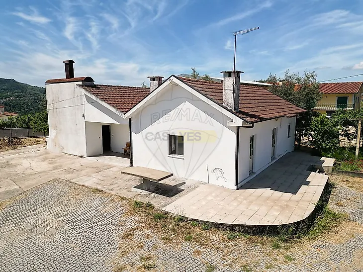 main-listing-picture-0