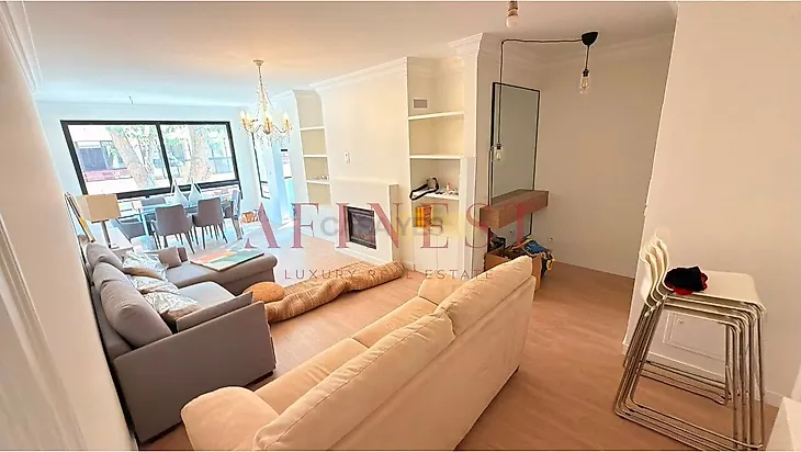 main-listing-picture-0