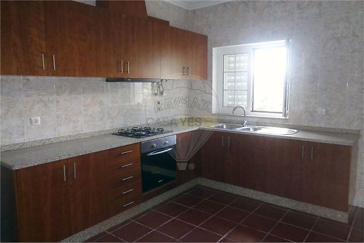 main-listing-picture-0
