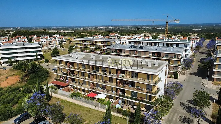 main-listing-picture-0