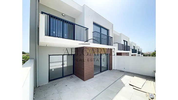 main-listing-picture-0
