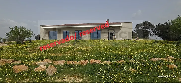 main-listing-picture-0