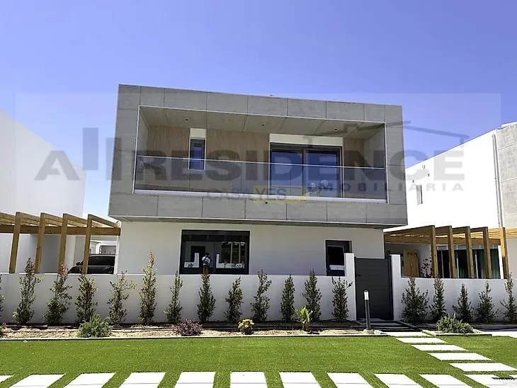 main-listing-picture-0