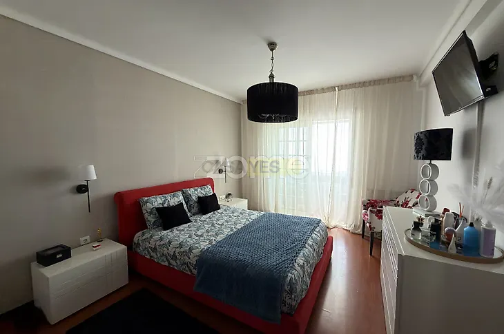 main-listing-picture-0