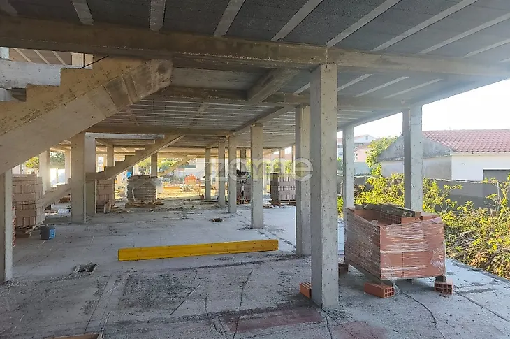main-listing-picture-0