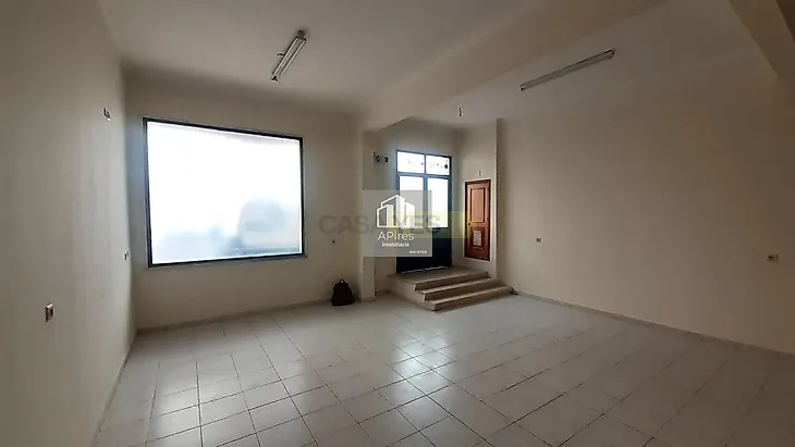 main-listing-picture-0