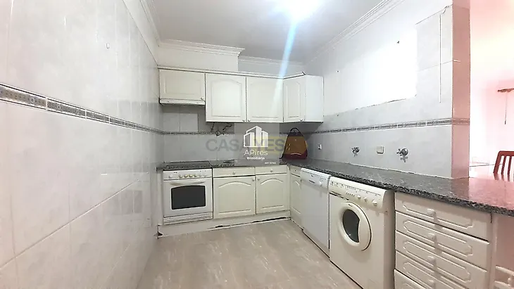 main-listing-picture-0