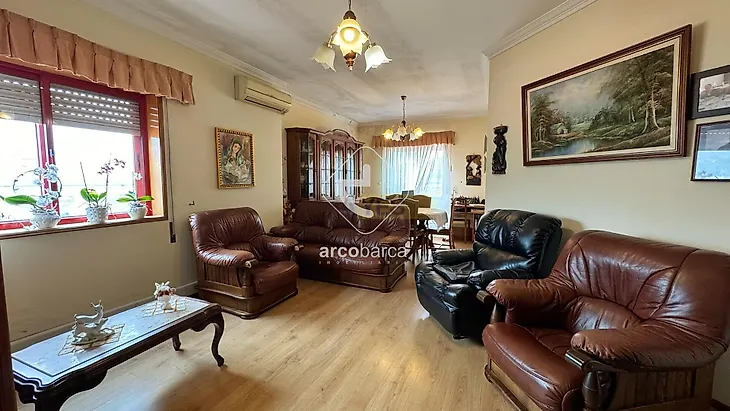 main-listing-picture-0