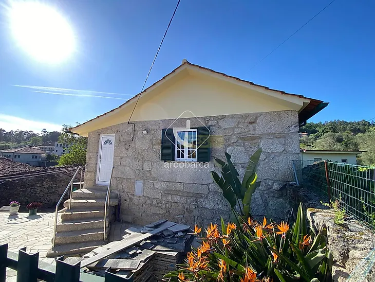main-listing-picture-0