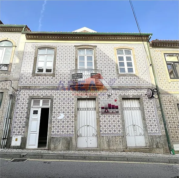 main-listing-picture-0