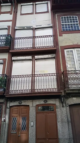 main-listing-picture-0