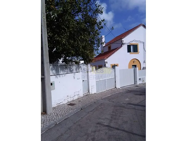 main-listing-picture-0