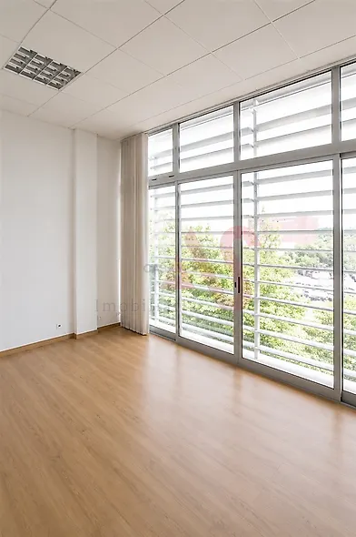 main-listing-picture-0