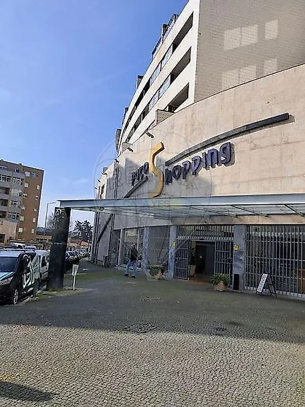main-listing-picture-0