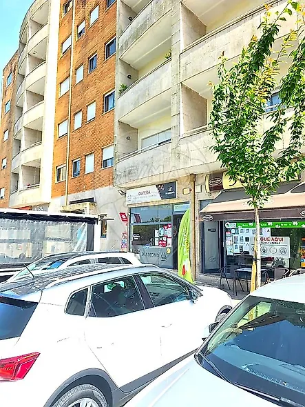 main-listing-picture-0