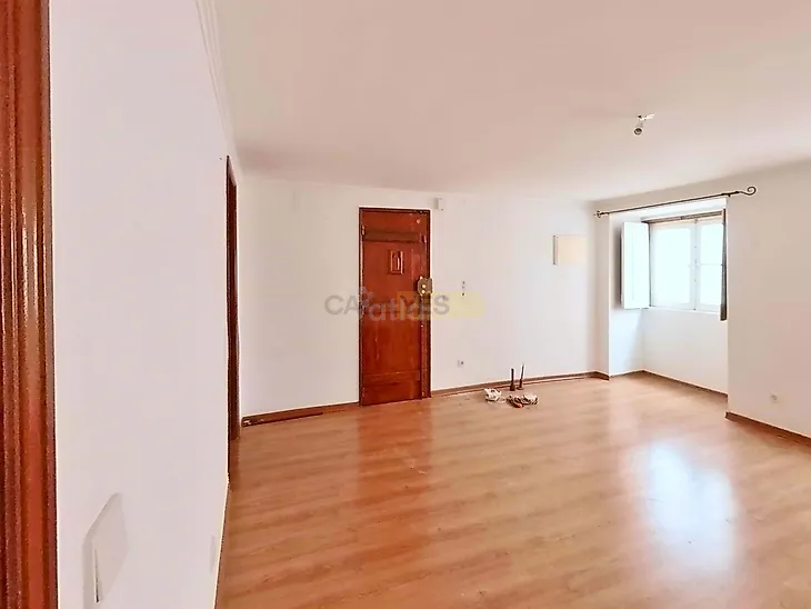 main-listing-picture-0