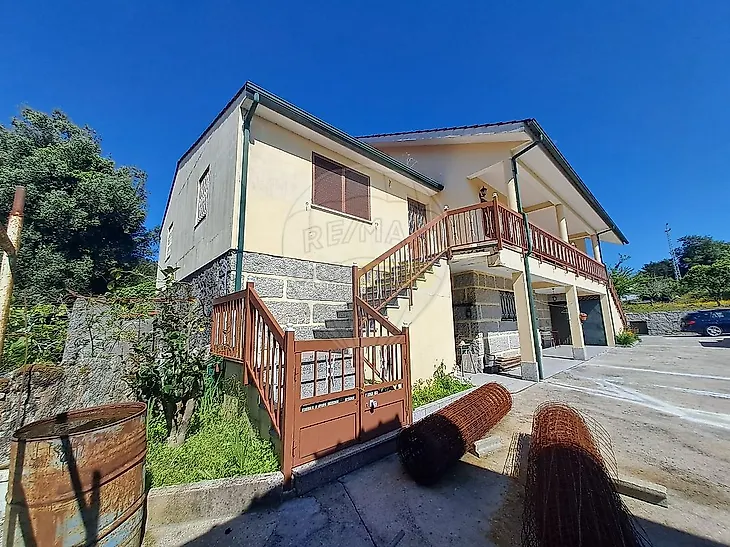 main-listing-picture-0