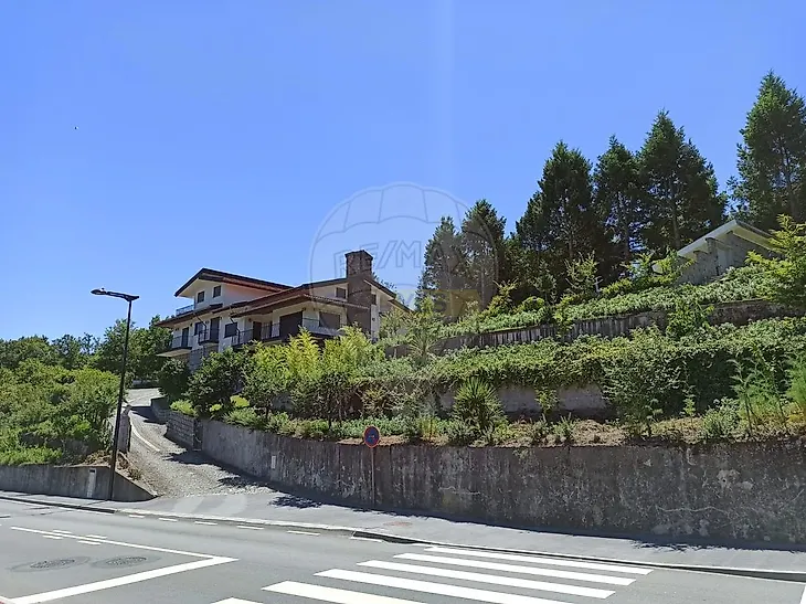 main-listing-picture-0