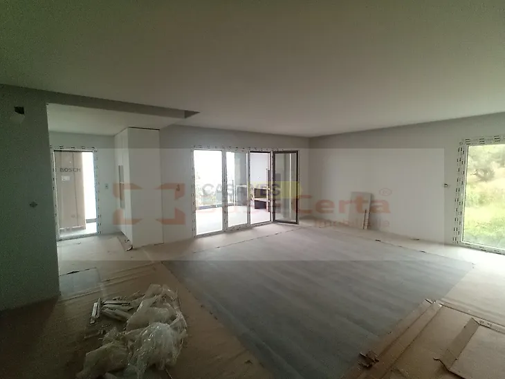 main-listing-picture-0