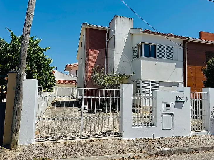 main-listing-picture-0
