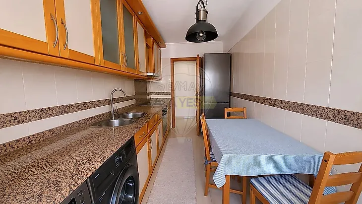 main-listing-picture-0