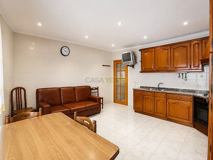 main-listing-picture-0