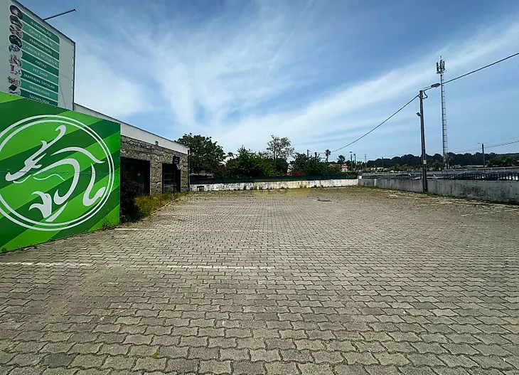 main-listing-picture-0