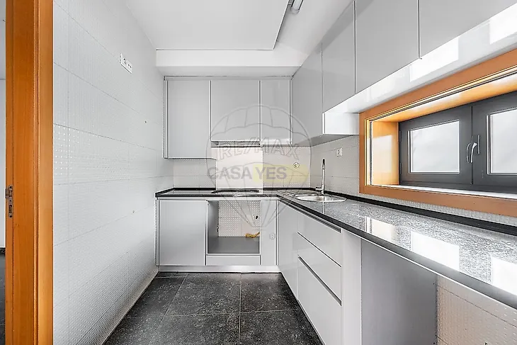 main-listing-picture-0