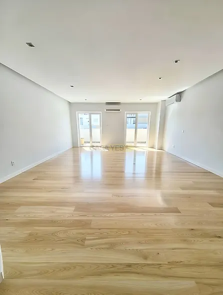main-listing-picture-0