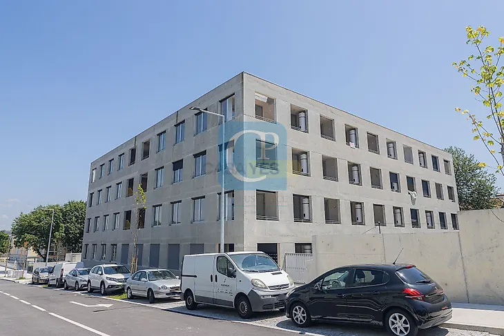 main-listing-picture-0