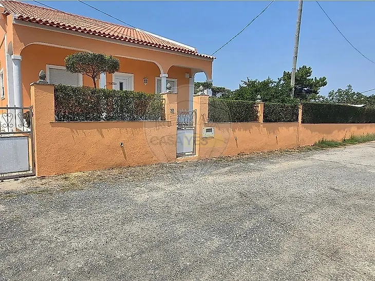 main-listing-picture-0