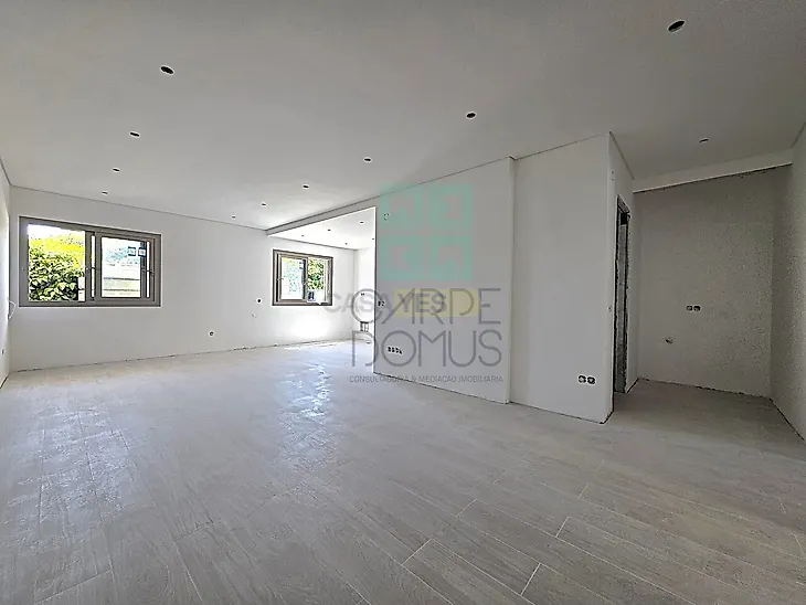 main-listing-picture-0