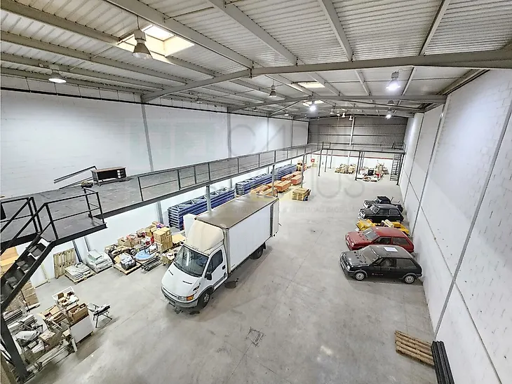 main-listing-picture-0