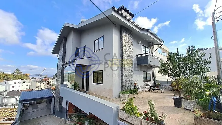 main-listing-picture-0