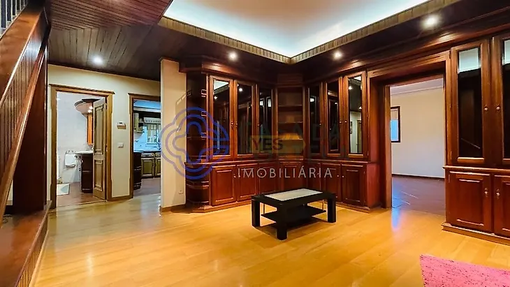 main-listing-picture-0