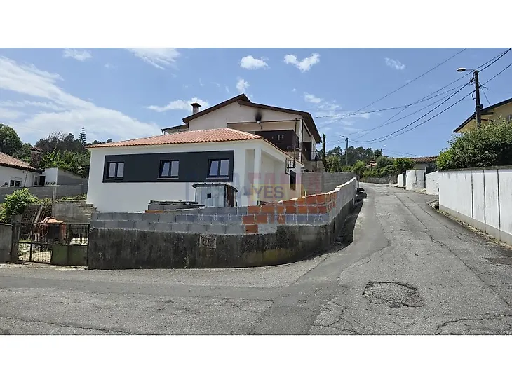 main-listing-picture-0